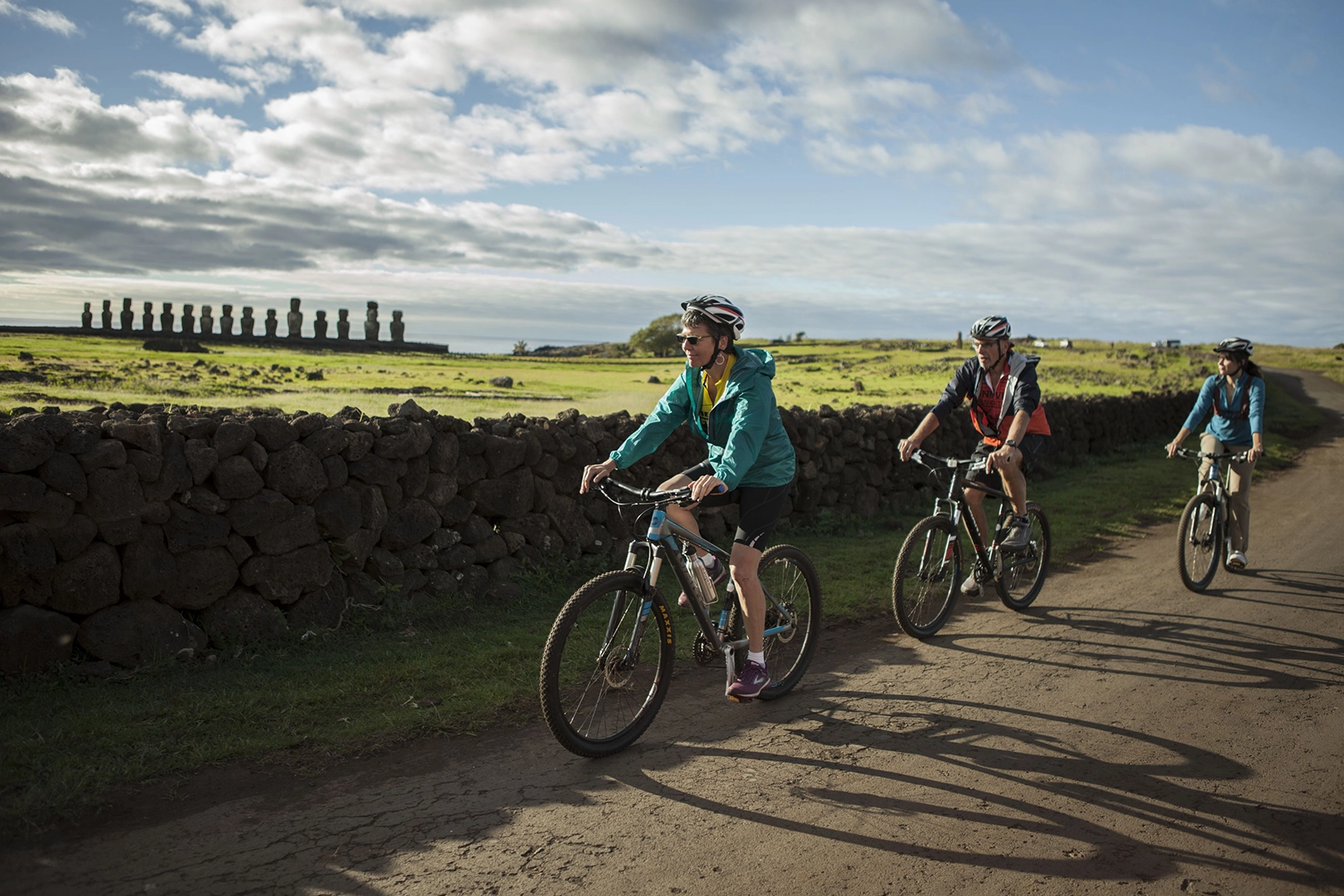 Bike-Ride-Tongariki-Explora-Rapa-Nui-Lodge-Easter-Island-Chile-Atelier-South-America